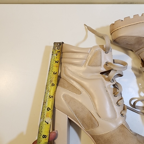 PRETTYLITTLERHING Melora Beige Lace up Heeles Booties size 8 M - Picture 10 of 14